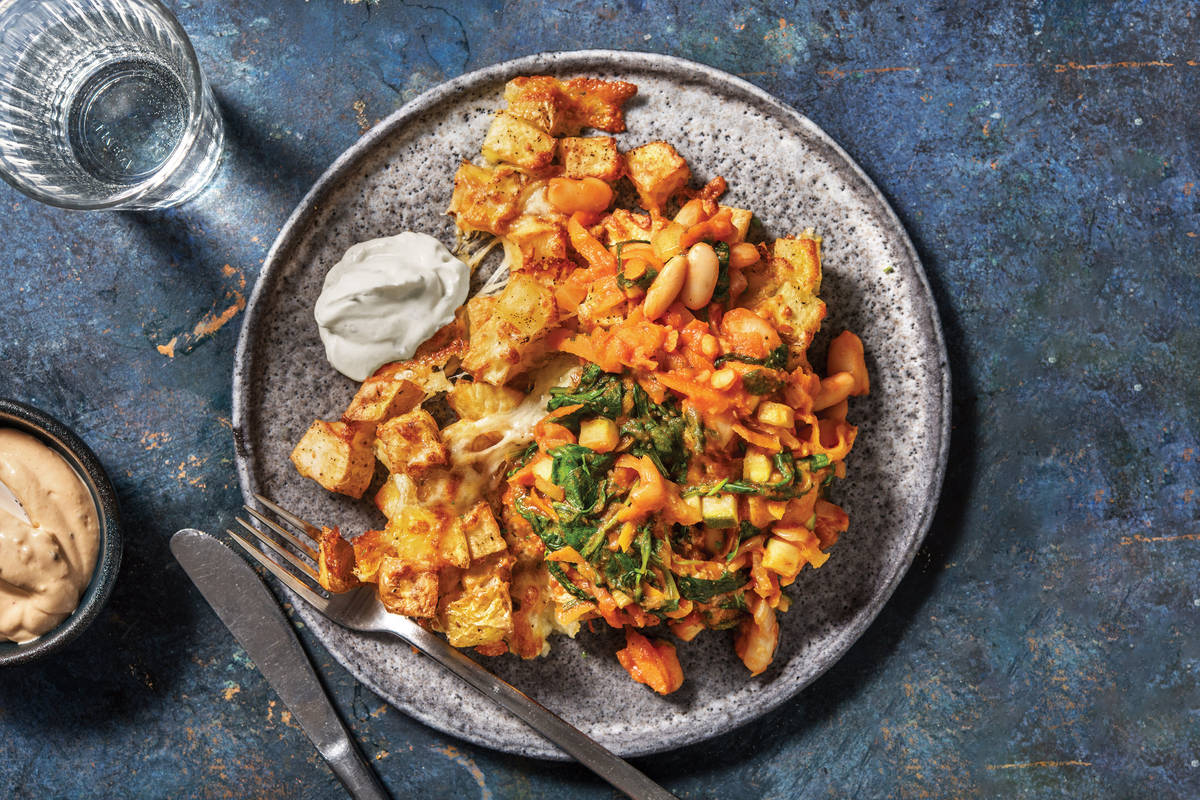 Loaded Potato Chunks, Beef & Smokey Bean Chilli