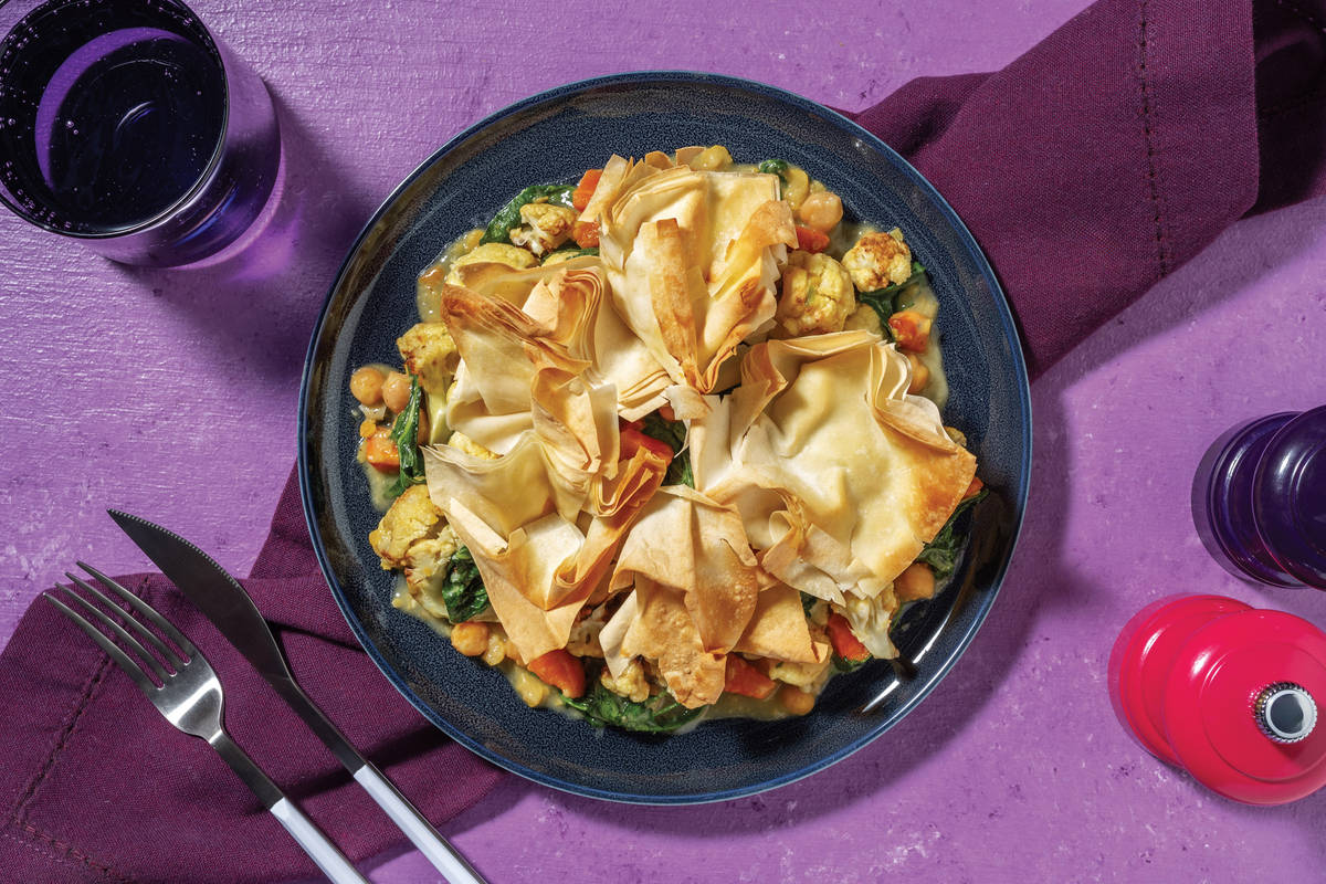 Cannellini Bean, Chicken & Cauliflower Korma Pie