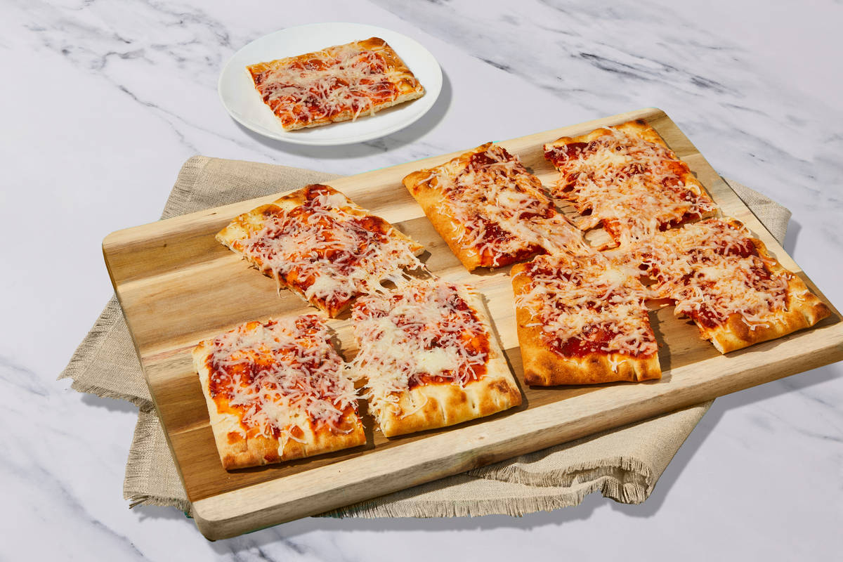 Classic Cheese Flatbread 