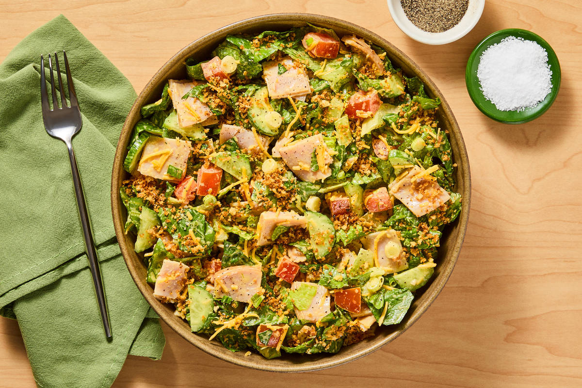  Turkey, Tomato & Cheddar Chopped Salad 