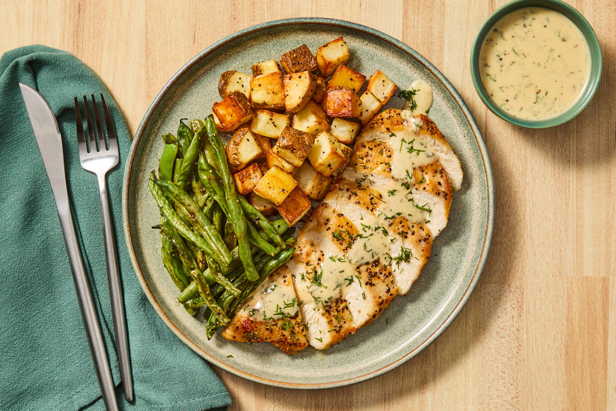 [SIDE VEG DOUBLE GREEN BEANS] Creamy Dill Chicken Cutlet with Green Beans and Potatoes