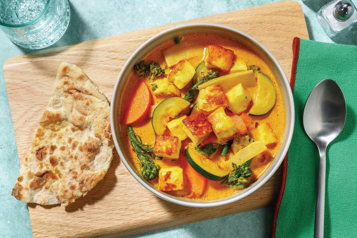 One-Pot Indian Chicken, Halloumi & Veggie Curry