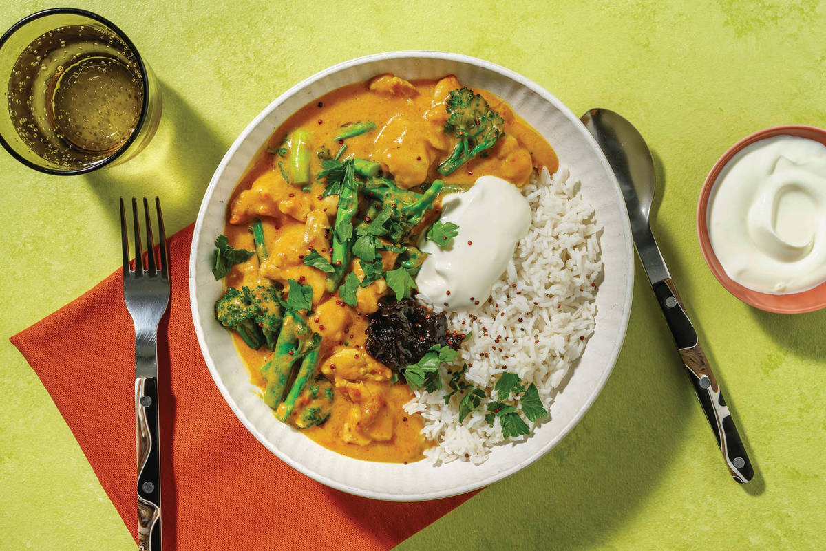Chicken Korma Curry & Onion Chutney