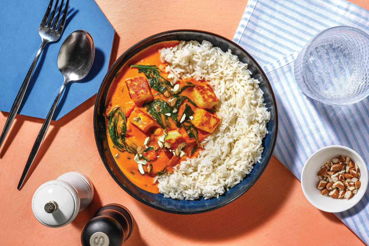 Mumbai-Style Chicken, Haloumi & Veggie Curry