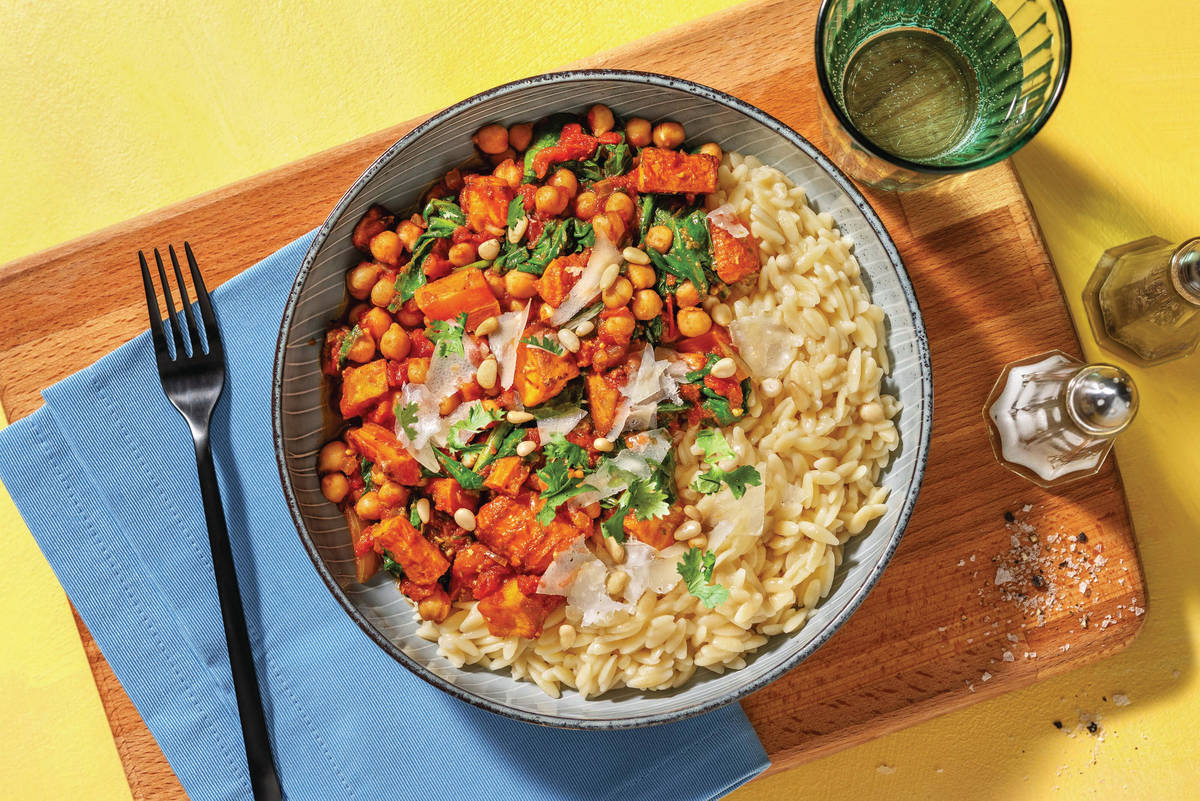 Pesto Chickpea & Veggie Risoni Bowl