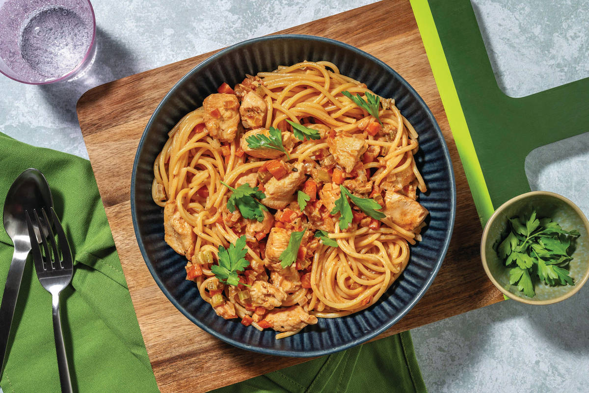 HelloHero: Creamy Chicken & Bacon Spaghetti