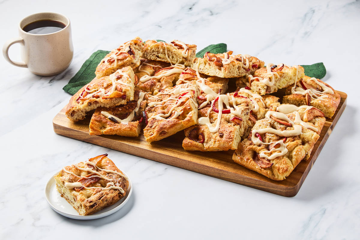 Apple-Cinnamon Focaccia