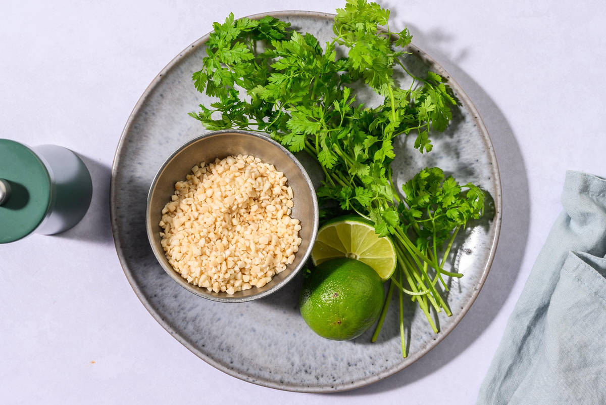 Lime, Crushed Peanuts & Coriander