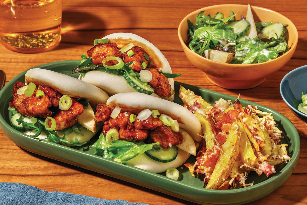 Korean Garlic-Soy Chicken Bao Buns