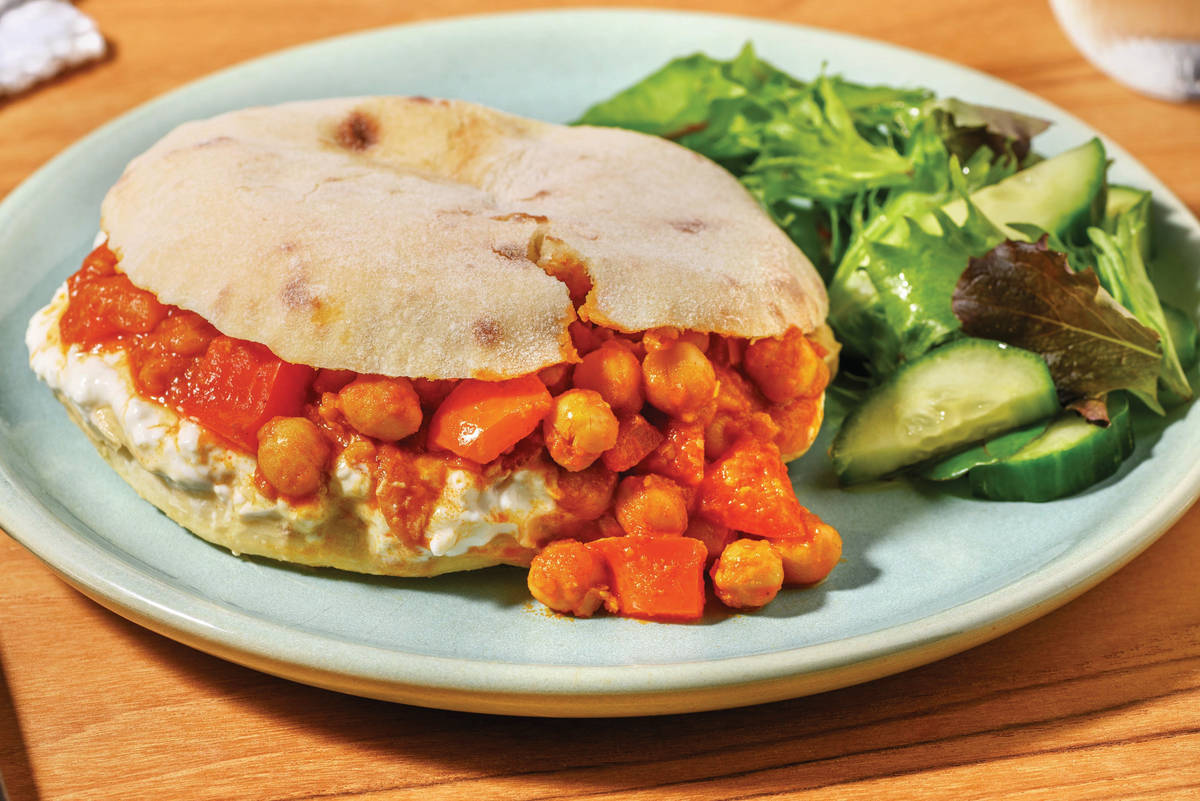 Chermoula Chickpea Pita Pockets