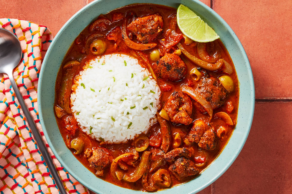 Dominican-Style Pollo Guisado