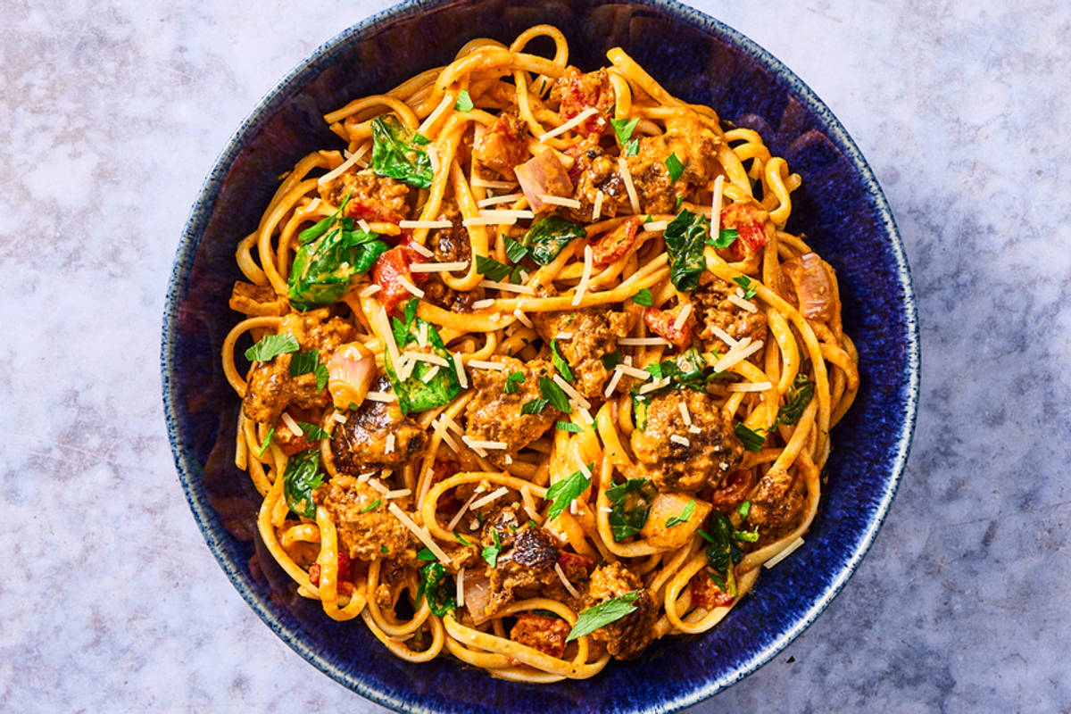 Spanish-Inspired Sun-Dried Tomato and Chorizo Linguine
