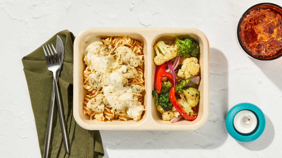 Fusilli Chicken Alfredo