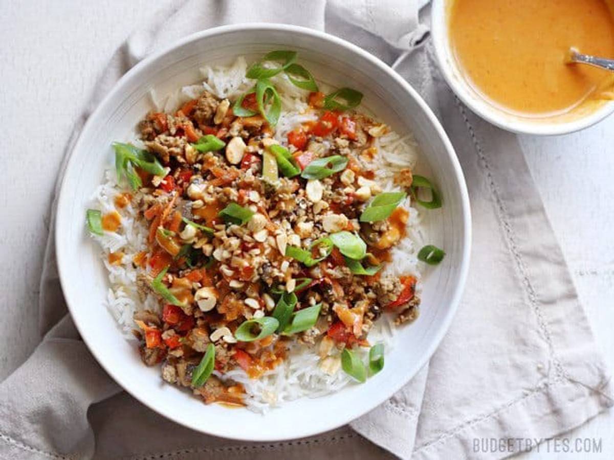 Sticky Hoisin Chicken Bowls