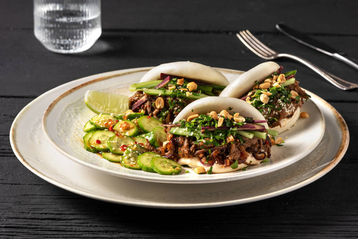 Bao bun met teriyaki eend