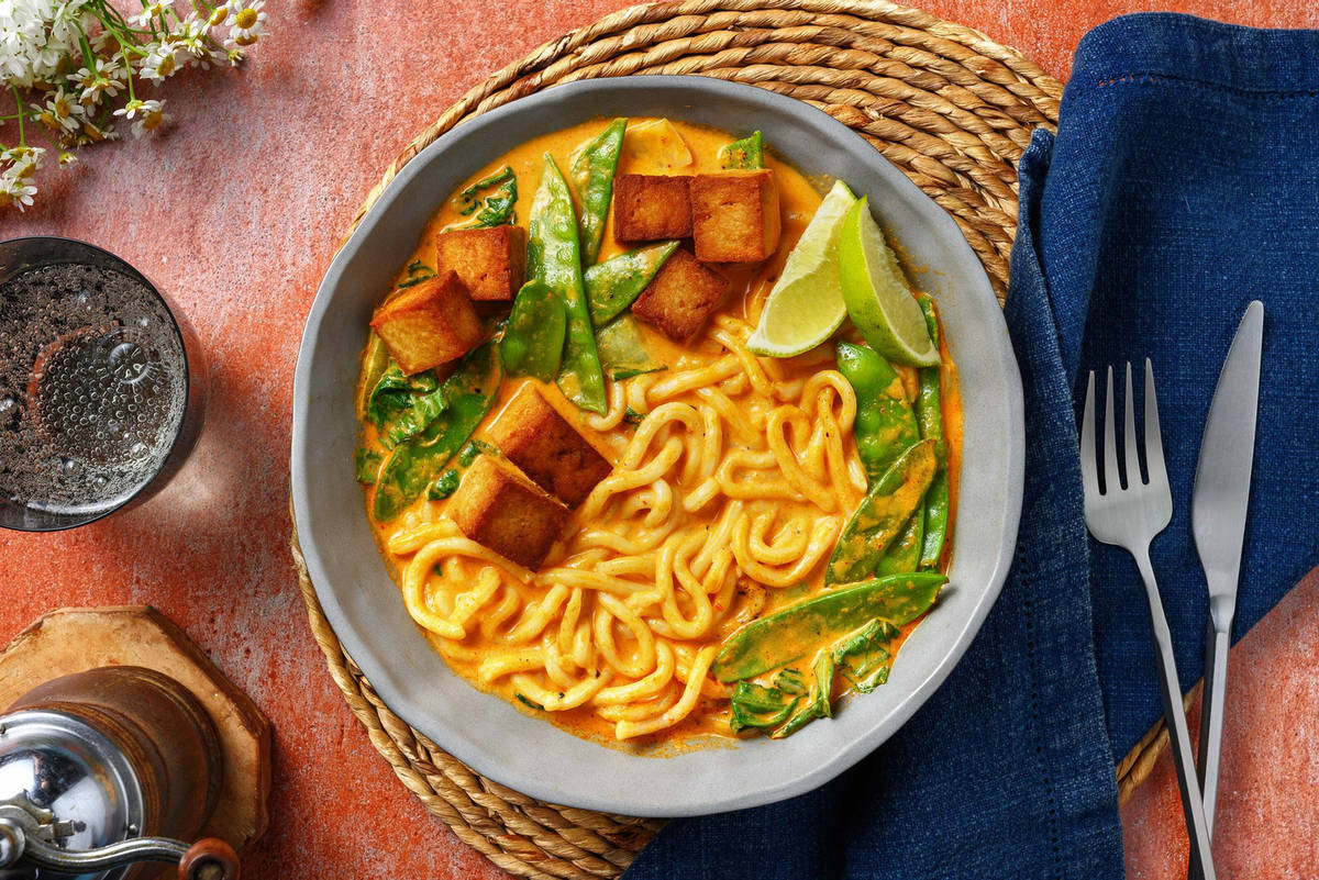 Pikante Laksa-Suppe mit Riesengarnelen