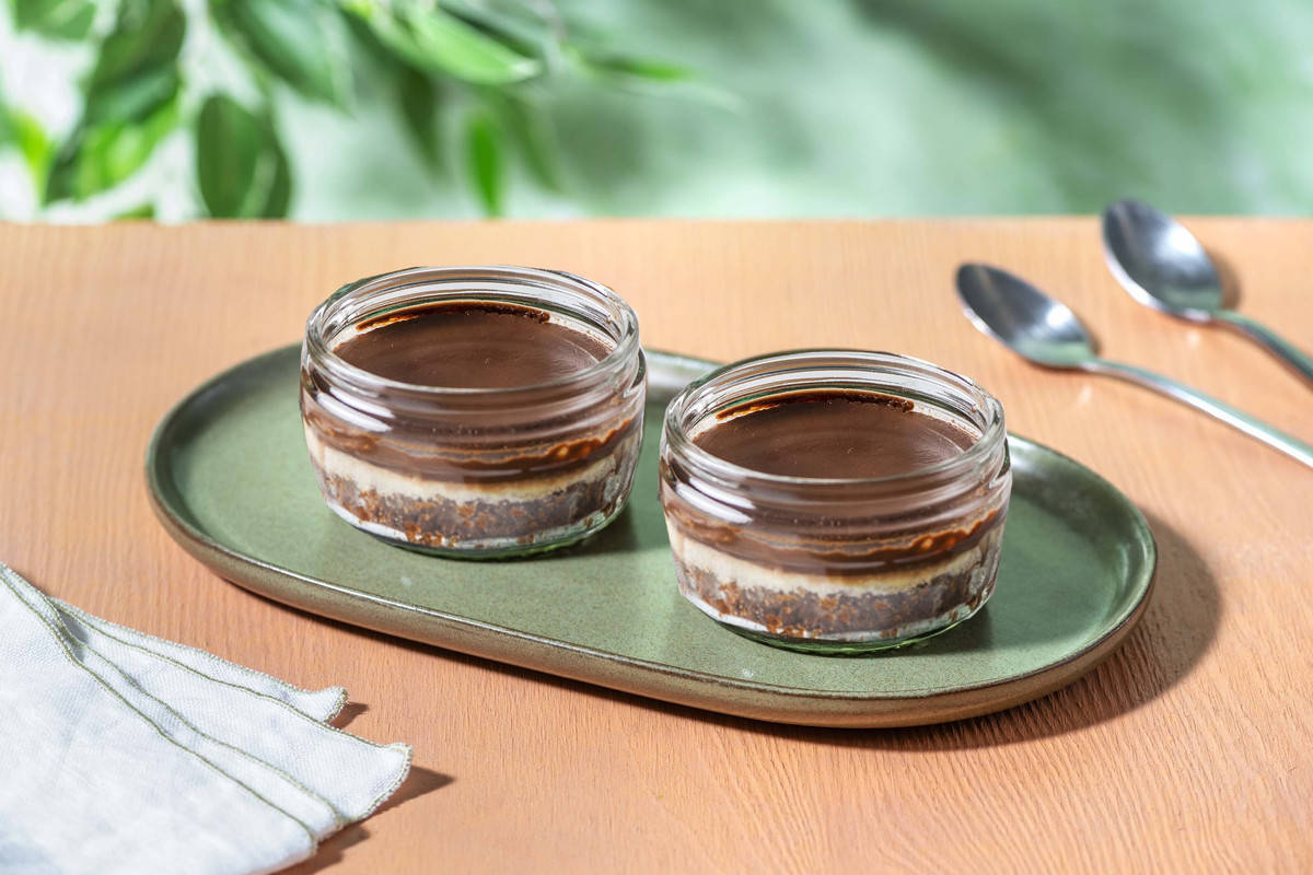 Gü Double Chocolate & Vanilla Cheesecakes