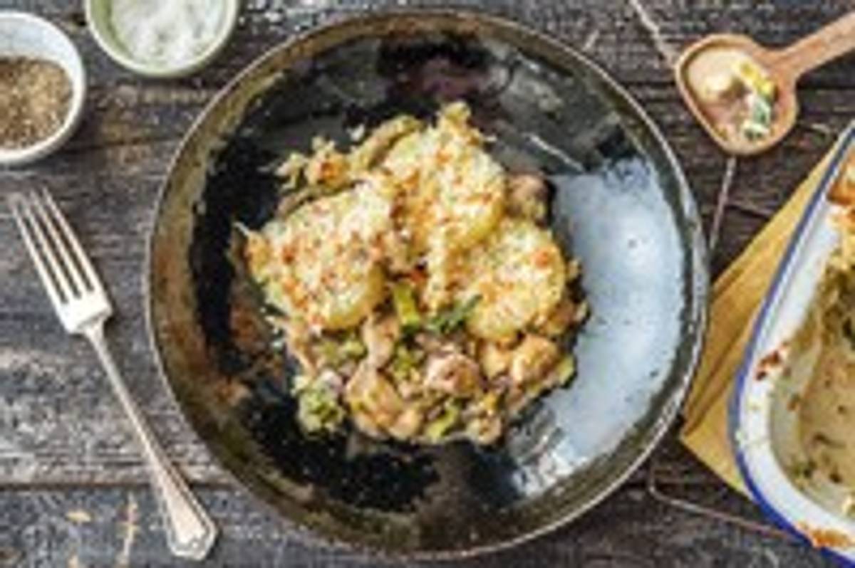 PRE VE AUG 2020 Creamy Chicken Pie NEW VERSION