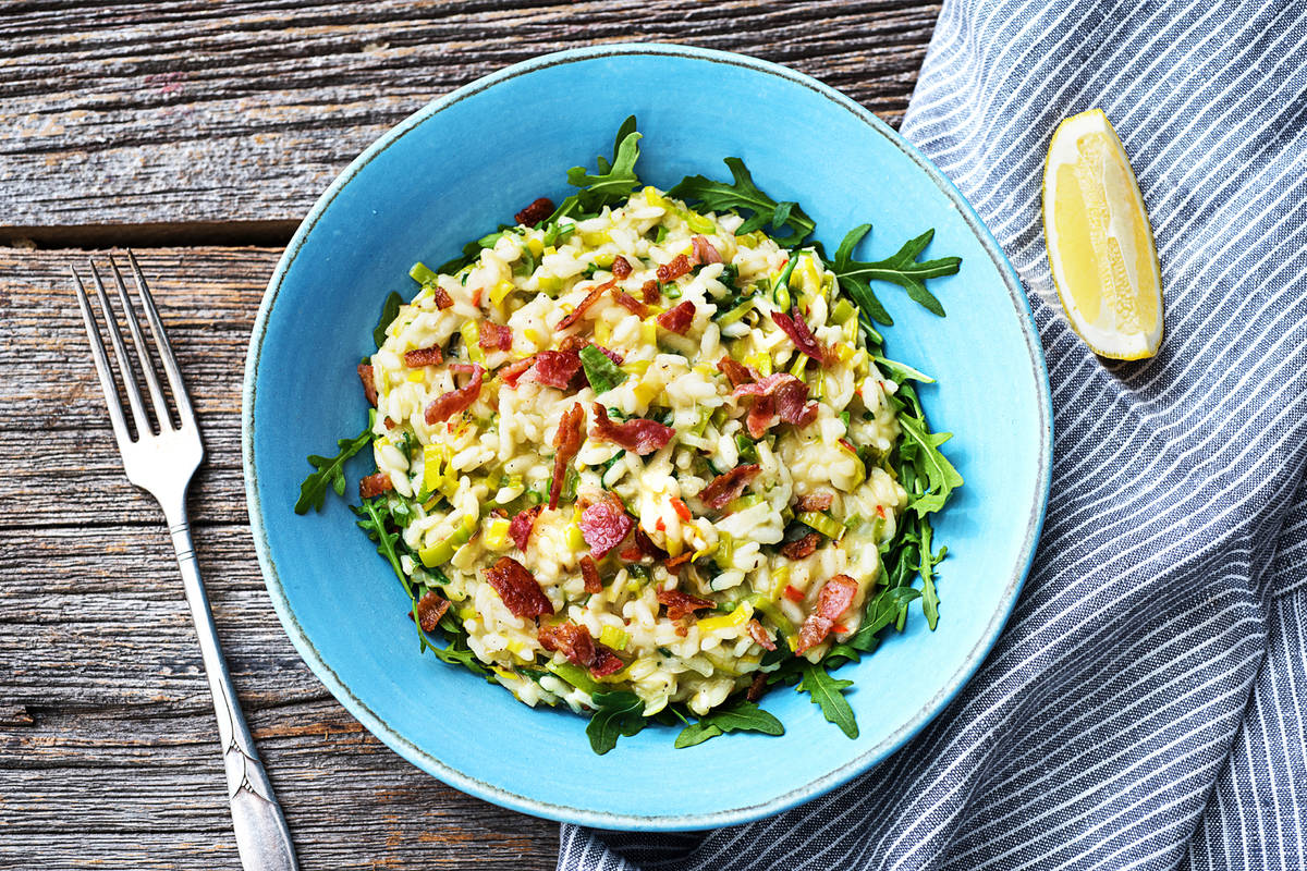 NIET GEBRUIKEN Pittige risotto met ontbijtspek en prei