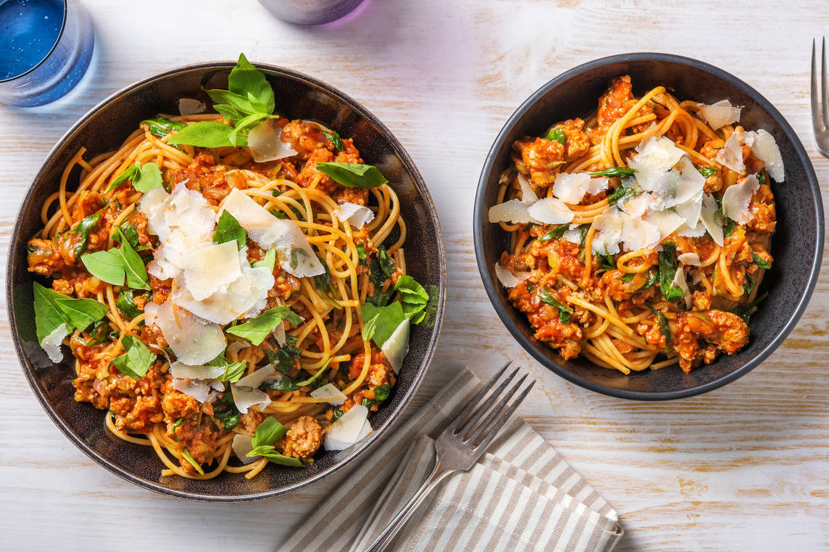 Spaghetti frais à la sauce tomate et viande hachée