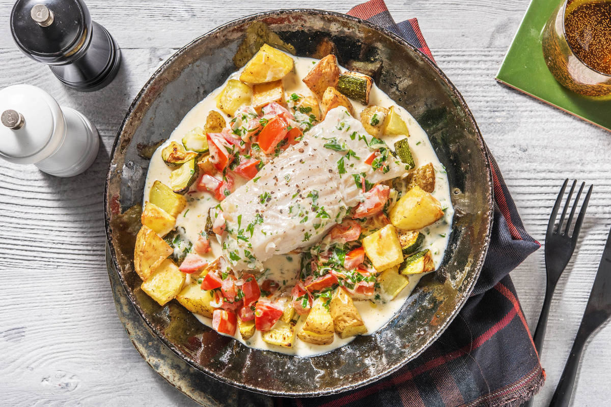 Gråsej i krämig tomatsås
