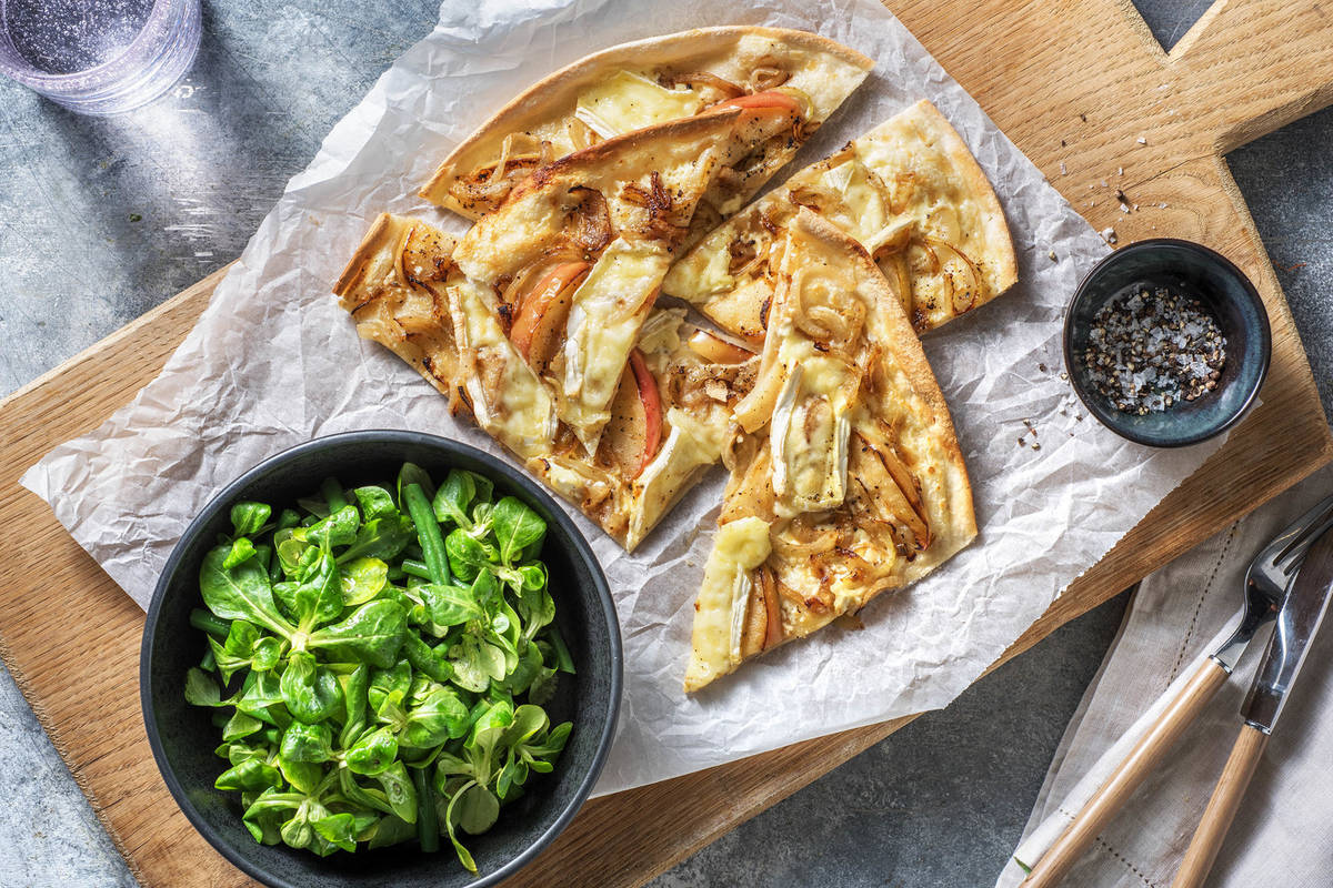 Flammekueche au Brie & à la pomme