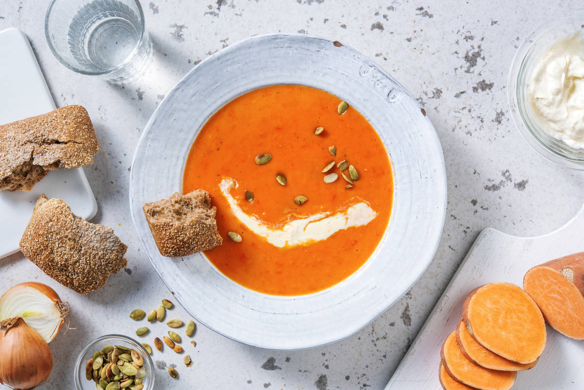 Velouté ensoleillé à la tomate & patate douce