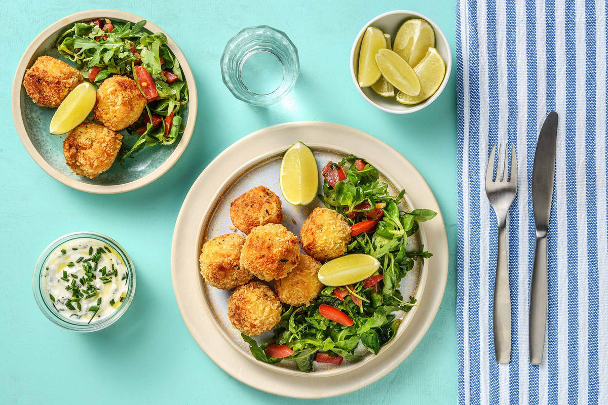 Croquettes de saumon & yaourt aux herbes