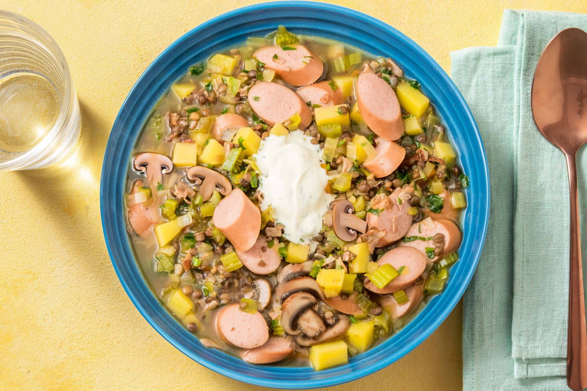 One-Pot-Wonder: Bunter Linseneintopf mit Wienerli