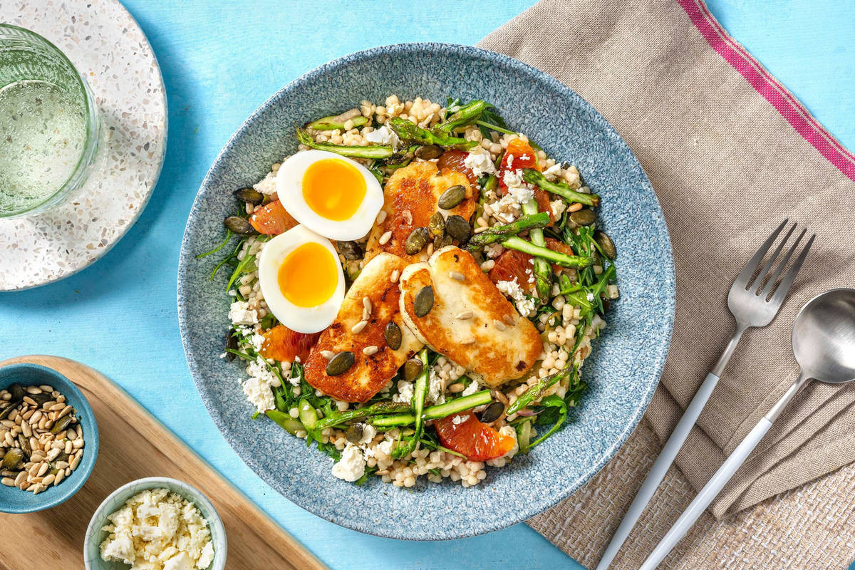 Salade aux asperges & halloumi grillé