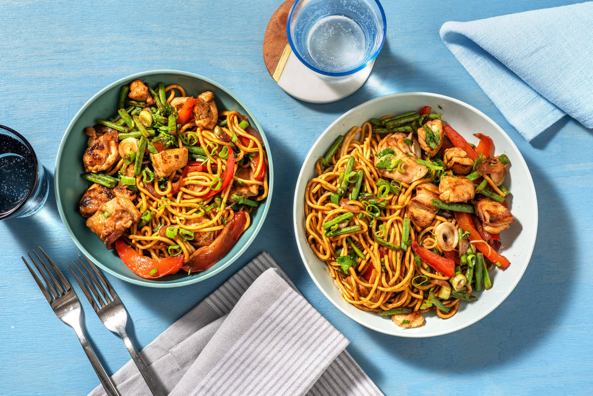 Cantonese Style Hoisin Chicken and Prawn Noodles
