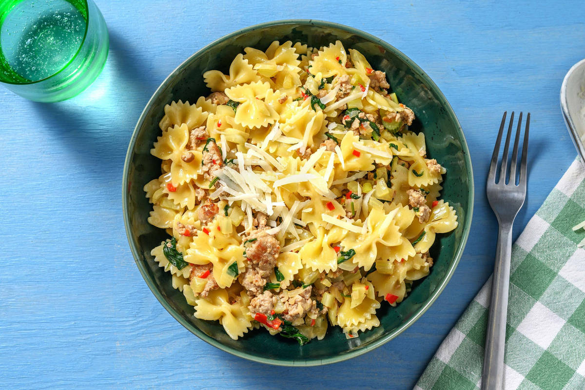 Romige farfalle met kipgehakt en venkel