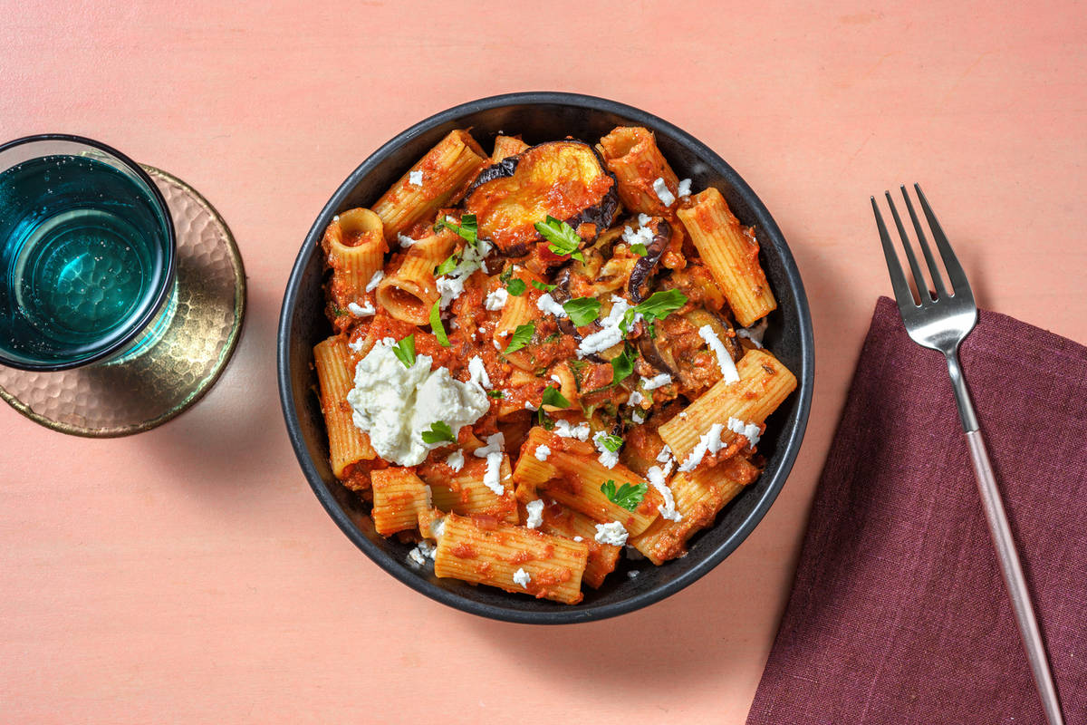 Rigatoni alla Norma, ricotta & chèvre râpé
