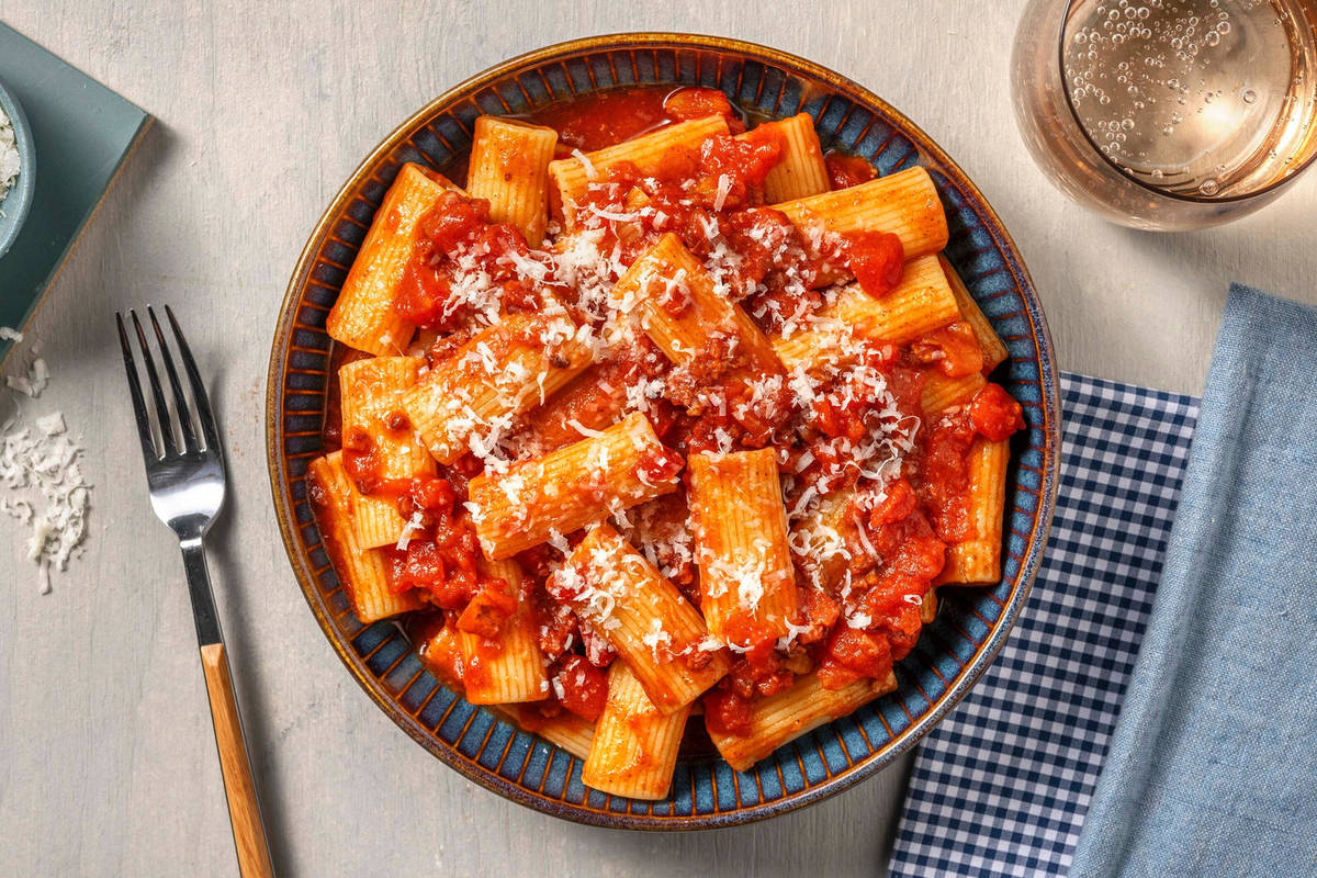Tortiglioni all'amatriciana
