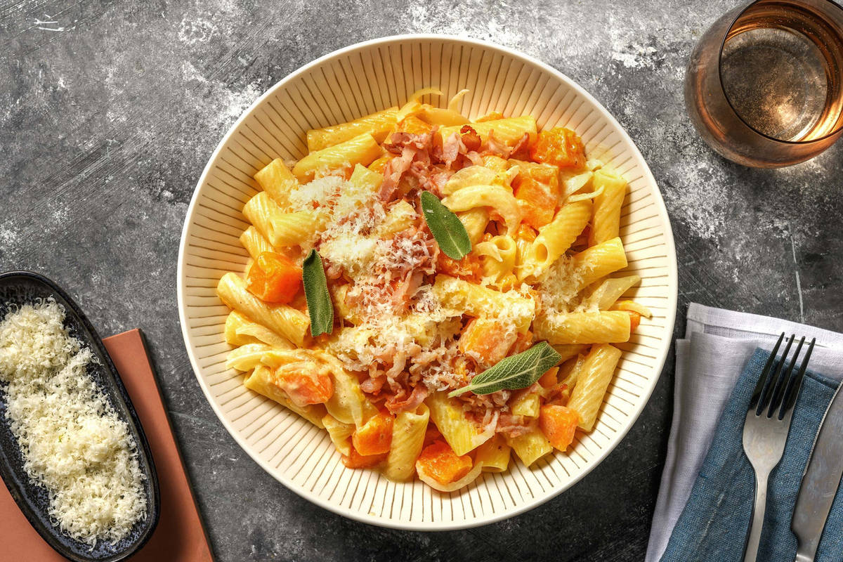 Tortiglioni cremosi alla zucca e salvia