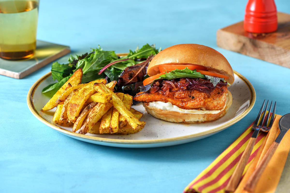 Burger di petto di pollo alla mediterranea