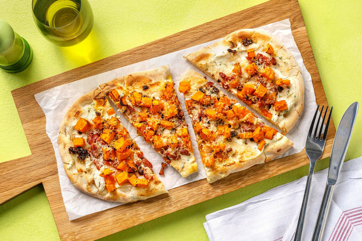 Naan goloso con zucca e pancetta croccante