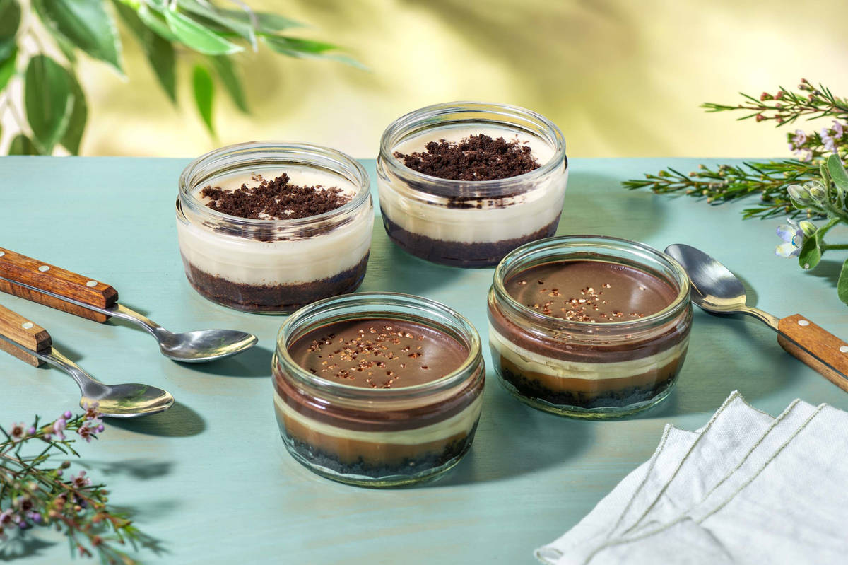 Gϋ Double Chocolate & Vanilla and Cookies & Cream Variety Bundle