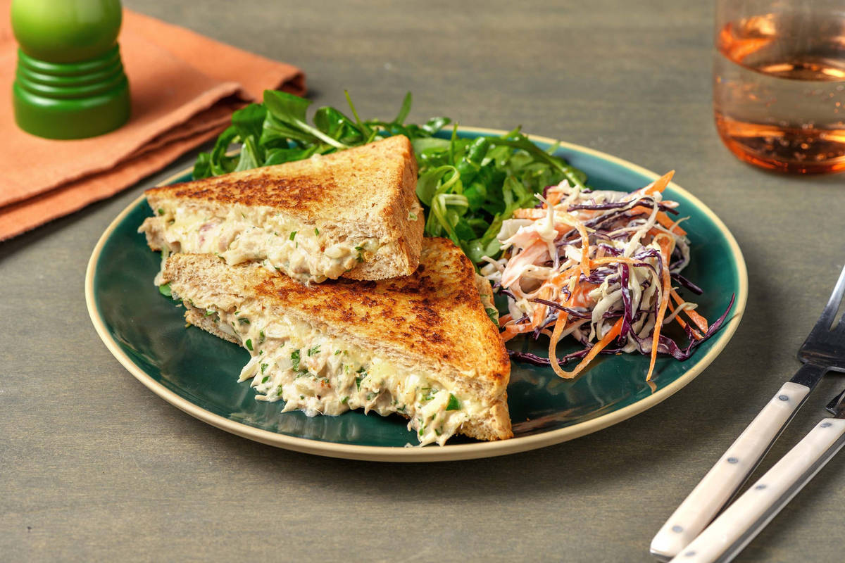 Tuna melt : sandwich américain thon & cheddar