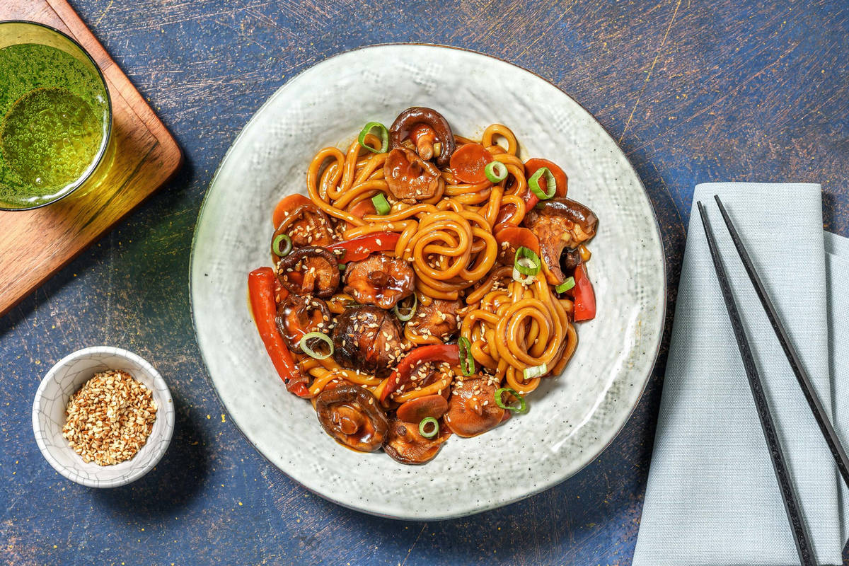 Yaki udon ai funghi shiitake