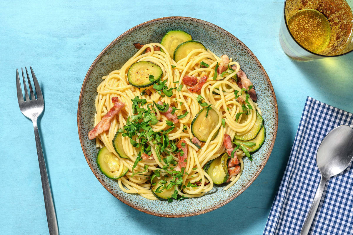 Spaghetti aux lardons & courgette