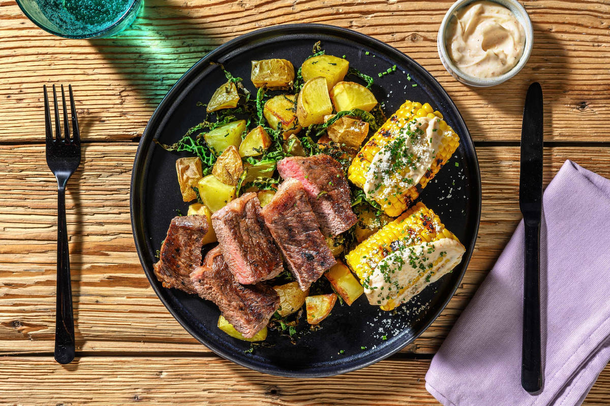 Krydret steak og cajun-mayonnaise