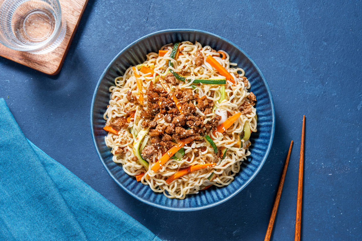 Udon al maiale in salsa teriyaki