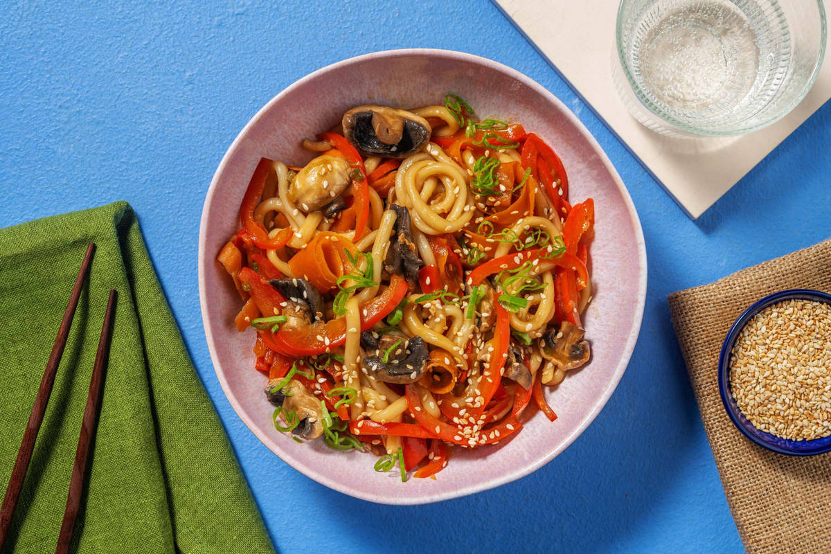 Yaki udon vegetariani alla giapponese