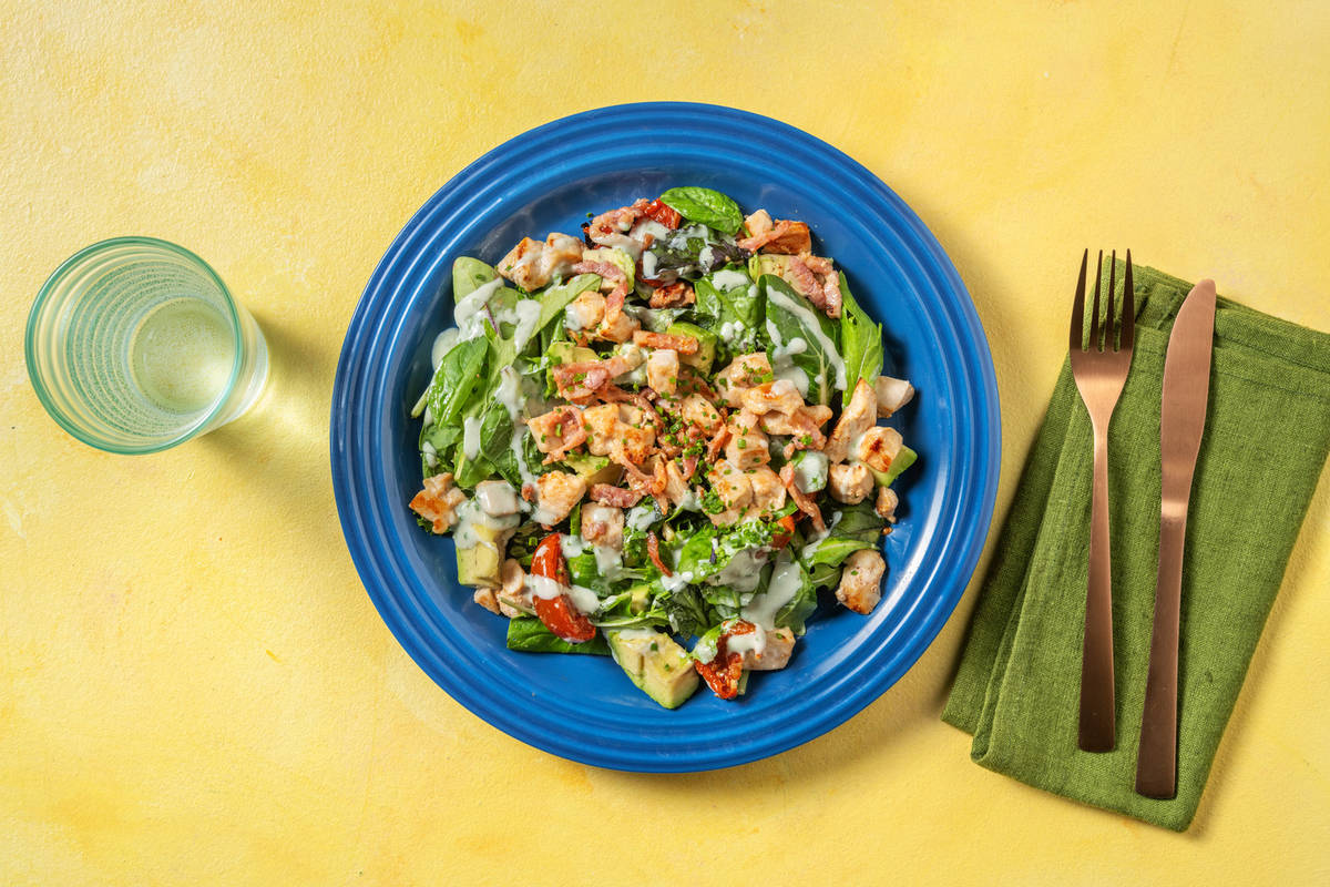 Salade Cobb : poulet, lardons & avocat