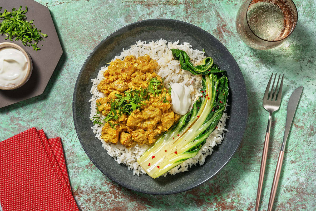 Pollo al curry con yogurt greco 