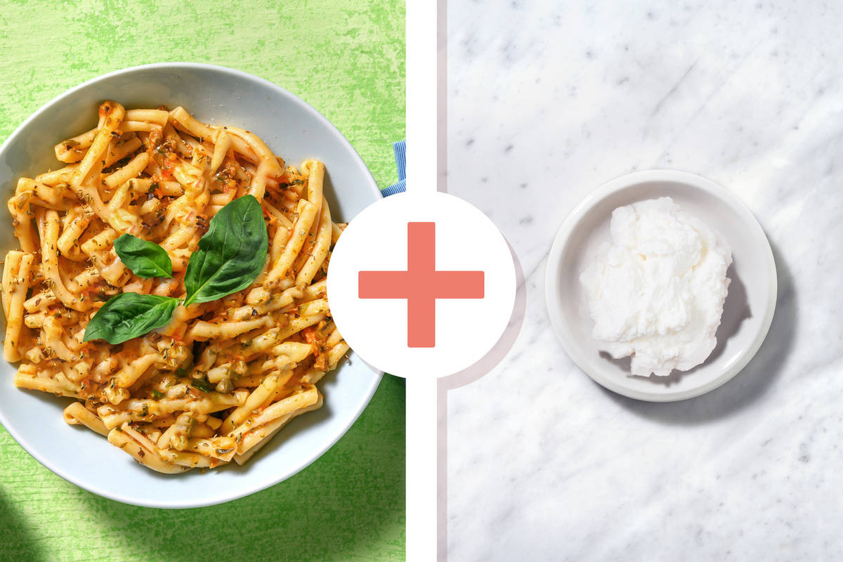 Strozzapreti al pesto rosso alla siciliana