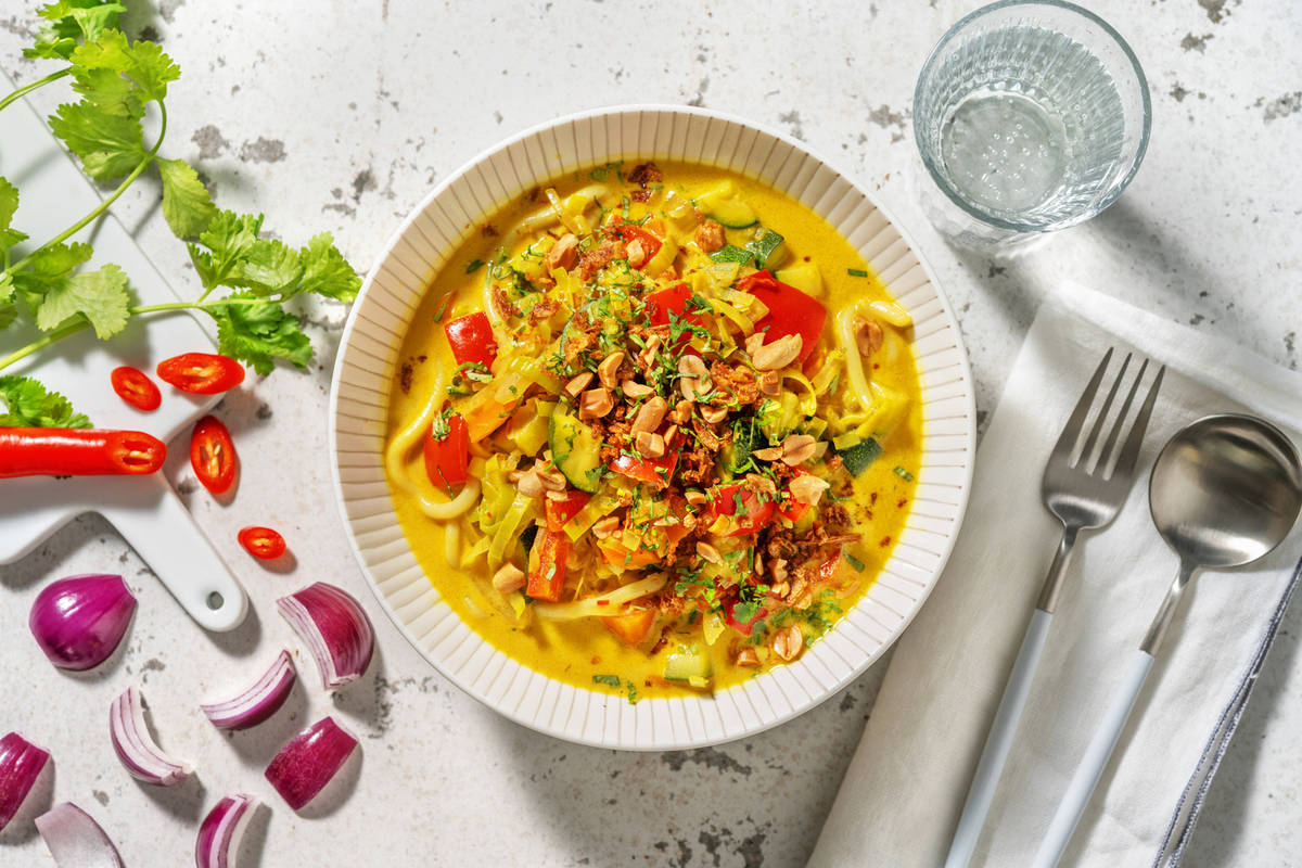 Curry-noedelsoep met kokosmelk