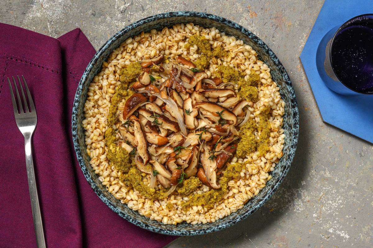 Orzotto del bosco ai funghi cardoncelli