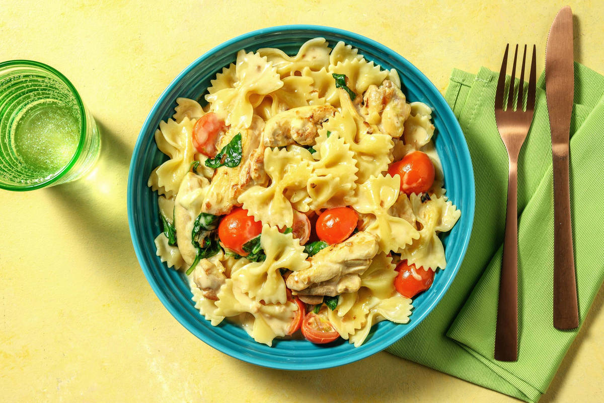 Pâtes aux émincés de poulet et mozzarella